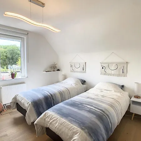 Maison 2 Ch Avec Piscine Interieure Et Privatif Floreffe
