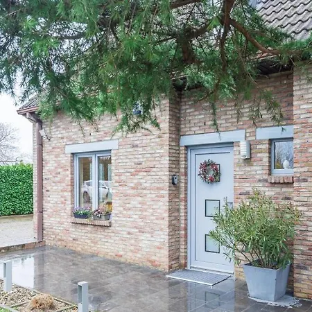Maison 2 Ch Avec Piscine Interieure Et Privatif Hotel